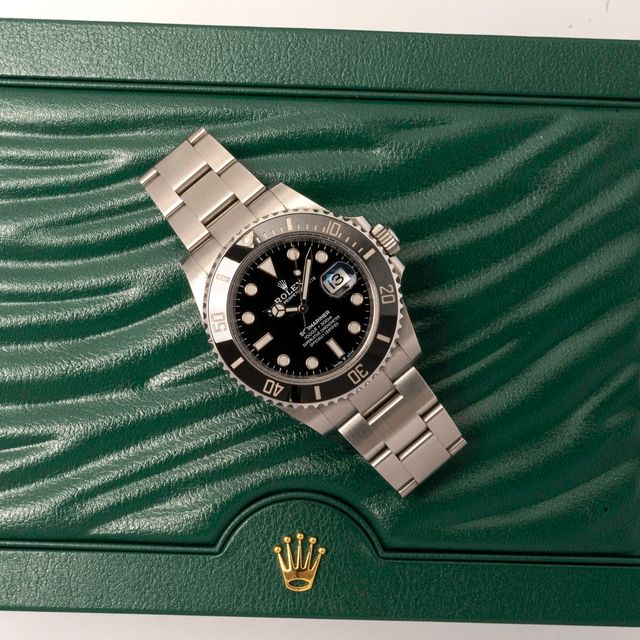 Rolex Submariner 126610 LN Image 7